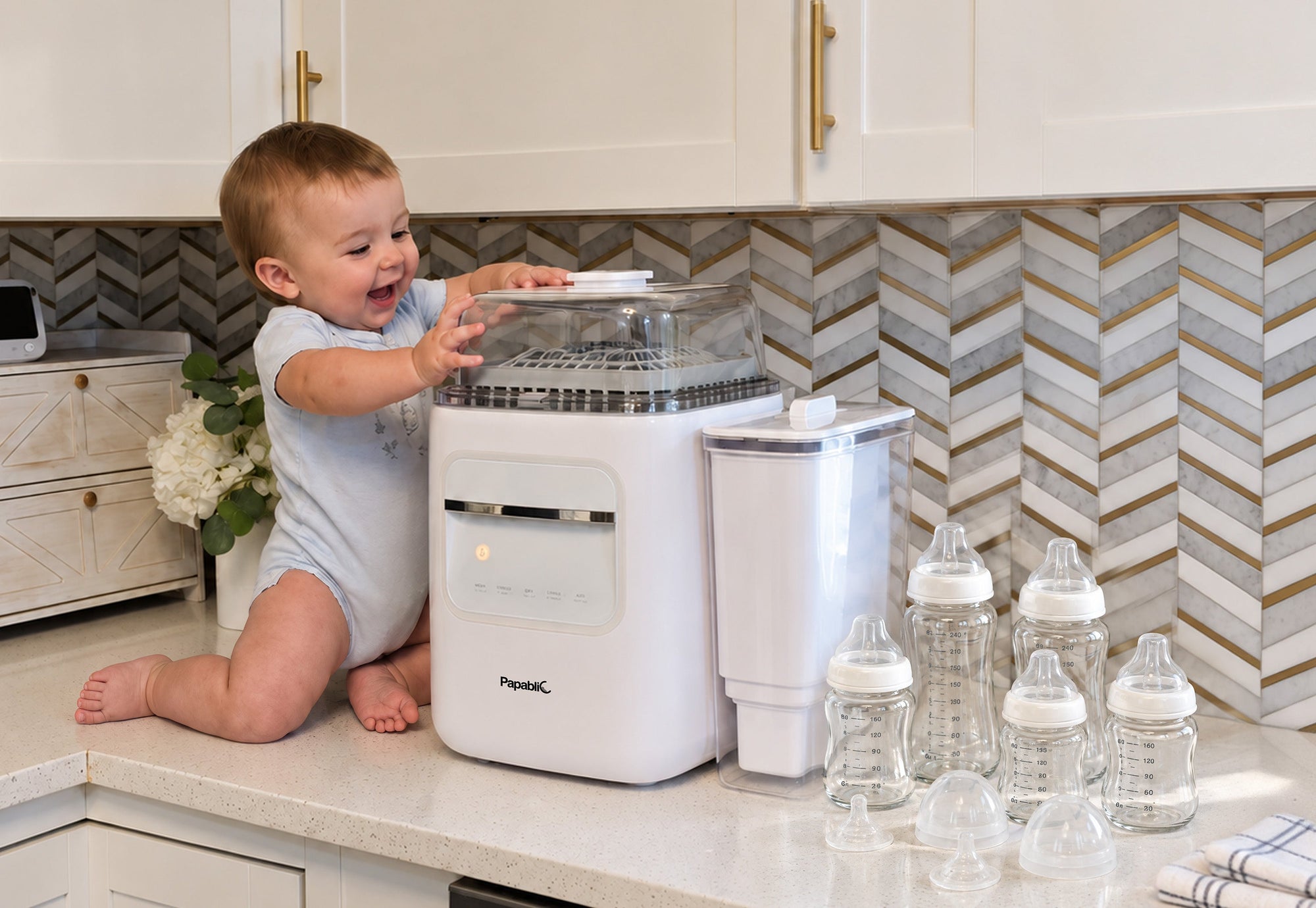 Easy-to-Use Bottle Washers That Fit Most Baby Bottles