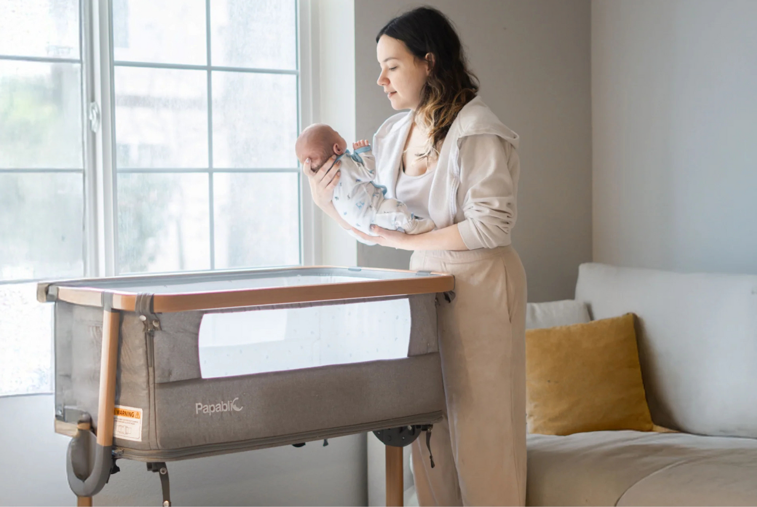 Bassinet vs Crib: Which one Should You Choose?