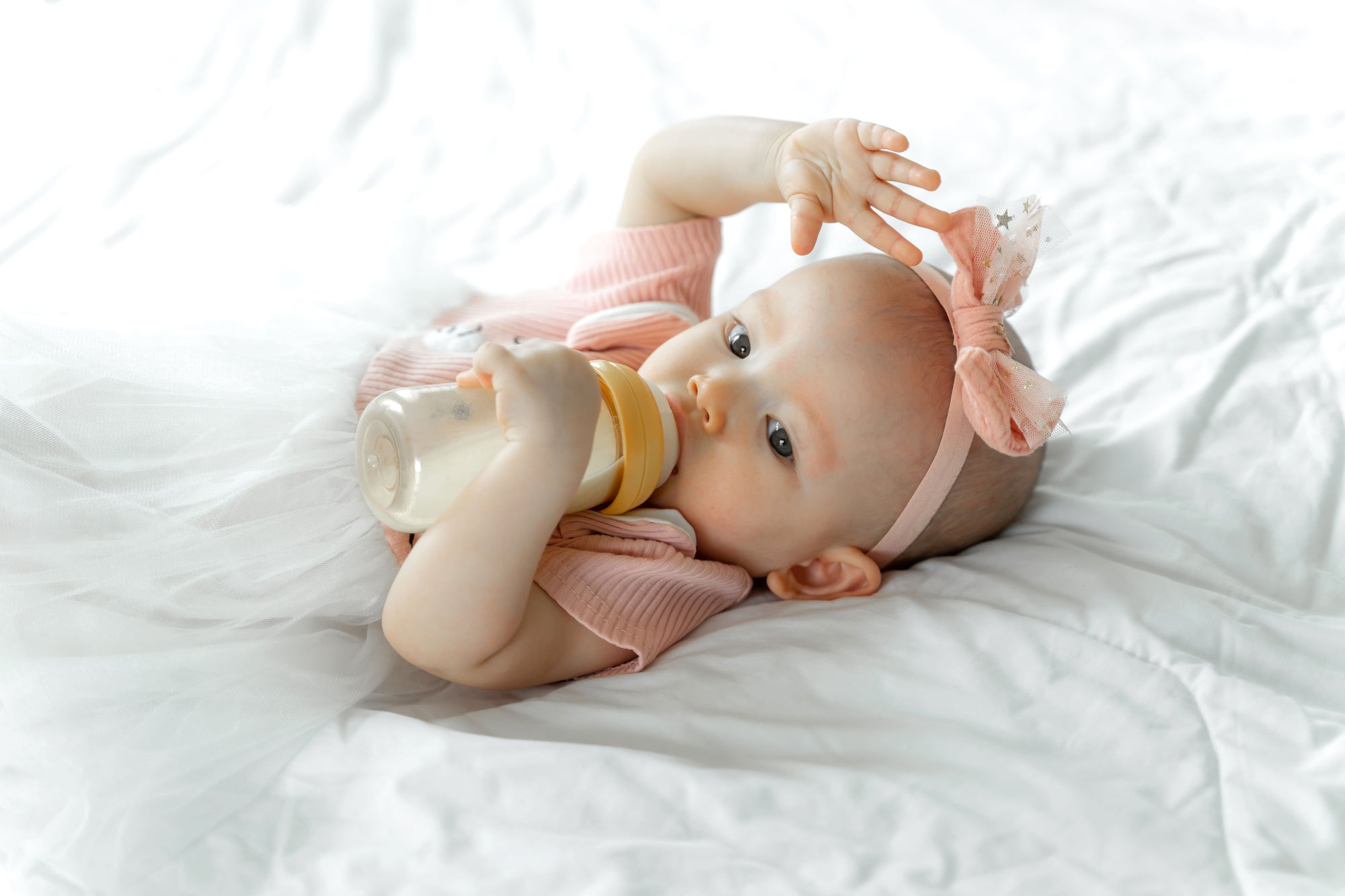 How Do You Bottle Feed a Newborn?