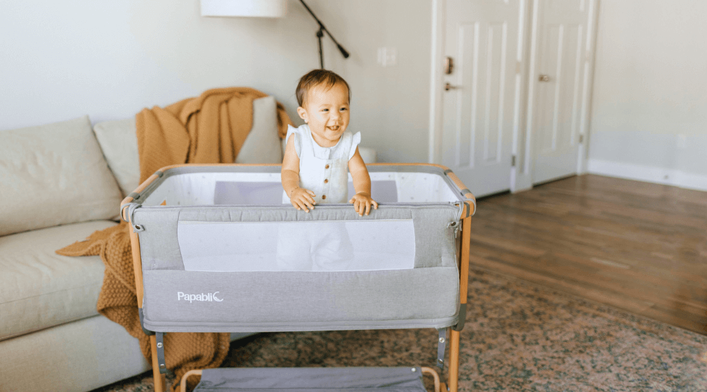 Enclosed bassinet outlet